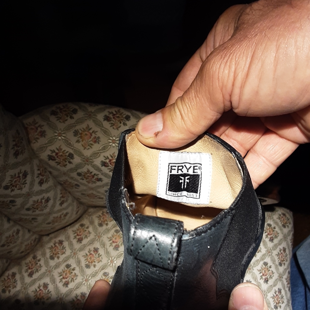 Frye black boots - Picture 9 of 10